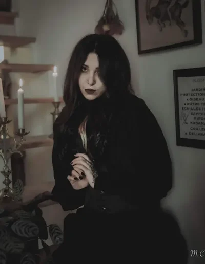 Photo de profil de Mina, tatoueuse chez ARXE Lyon